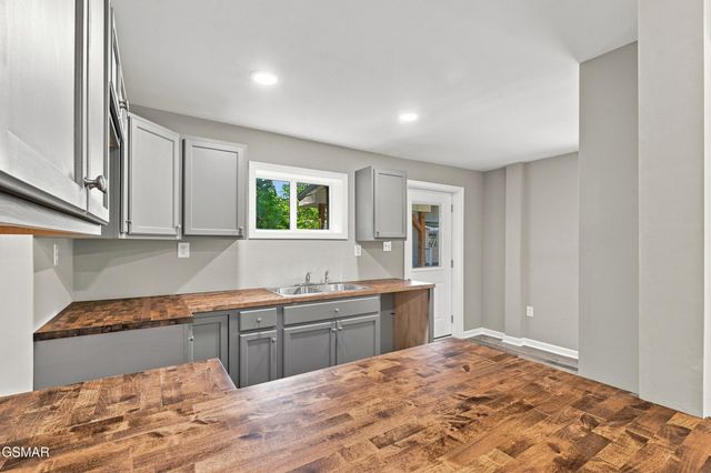 2519 Ridge Road, Pigeon Forge, TN 37863