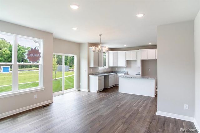 3 Grandview Cir Grandview Circle 71, White Lake, MI 48386