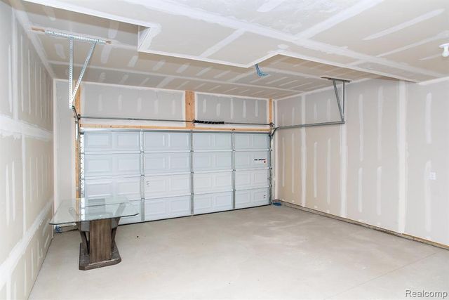 3 Grandview Cir Grandview Circle 71, White Lake, MI 48386