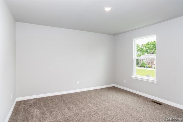 3 Grandview Cir Grandview Circle 71, White Lake, MI 48386