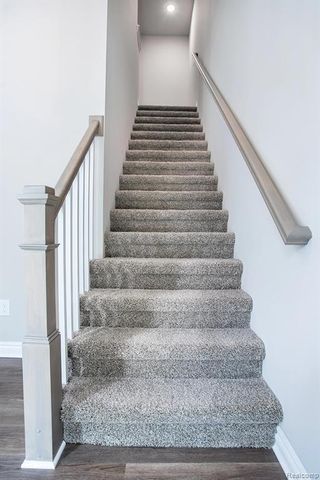 3 Grandview Cir Grandview Circle 71, White Lake, MI 48386