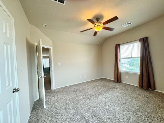 316 Peggy DR, Liberty Hill, TX 78642