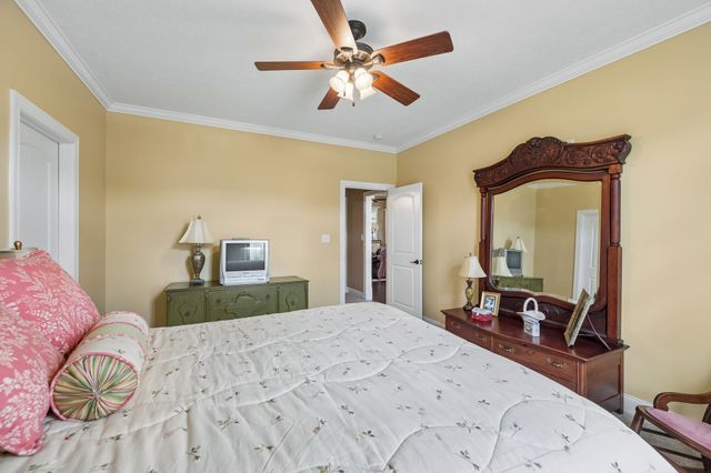 145 Airport Ct, Waverly, TN 37185