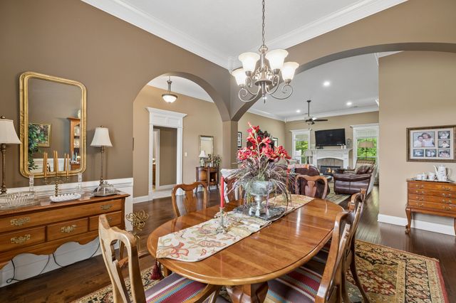 145 Airport Ct, Waverly, TN 37185