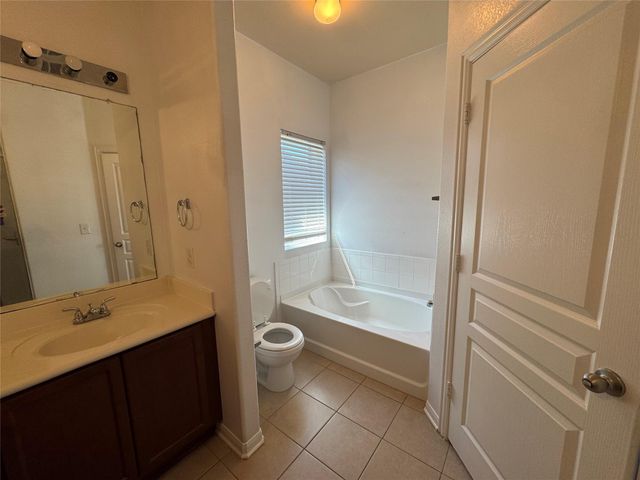 13504 Kearns DR, Pflugerville, TX 78660