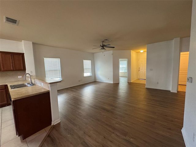 13504 Kearns DR, Pflugerville, TX 78660