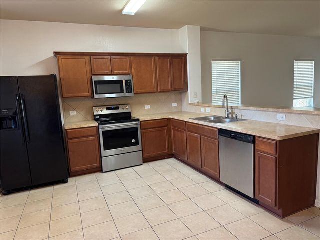 13504 Kearns DR, Pflugerville, TX 78660