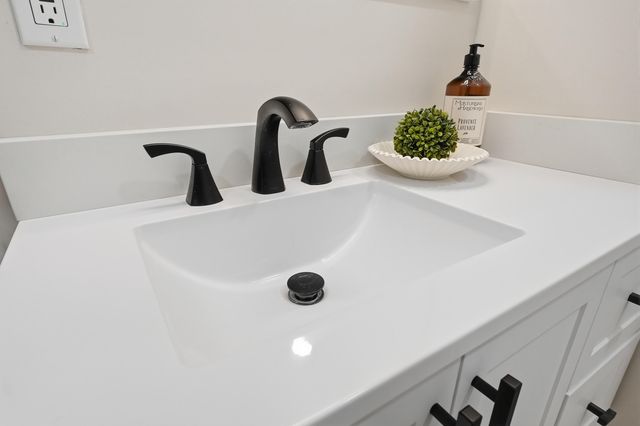 535 Dolphin Avenue, Fort Walton Beach, FL 32548