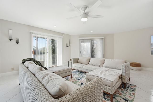 535 Dolphin Avenue, Fort Walton Beach, FL 32548