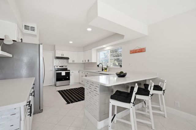 535 Dolphin Avenue, Fort Walton Beach, FL 32548