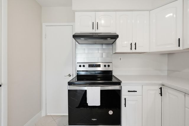 535 Dolphin Avenue, Fort Walton Beach, FL 32548