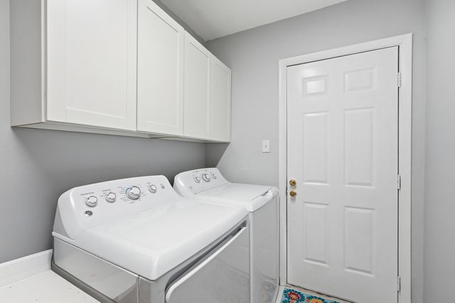 535 Dolphin Avenue, Fort Walton Beach, FL 32548