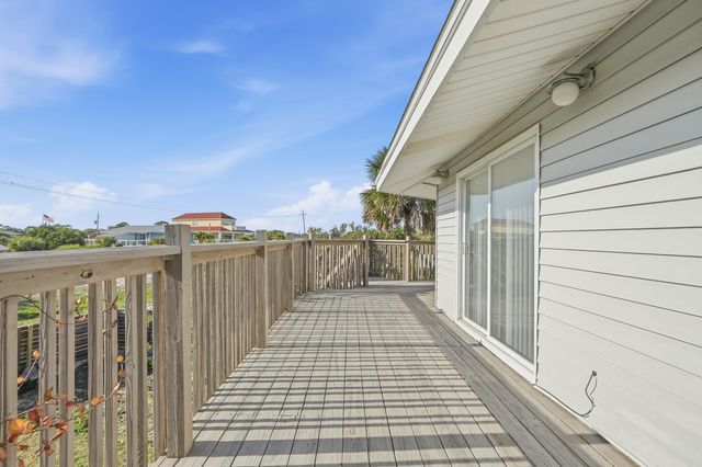 535 Dolphin Avenue, Fort Walton Beach, FL 32548