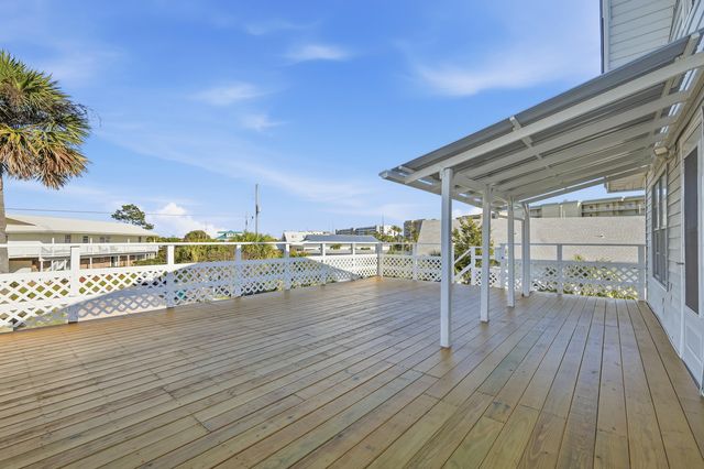 535 Dolphin Avenue, Fort Walton Beach, FL 32548