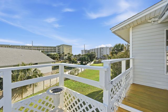 535 Dolphin Avenue, Fort Walton Beach, FL 32548