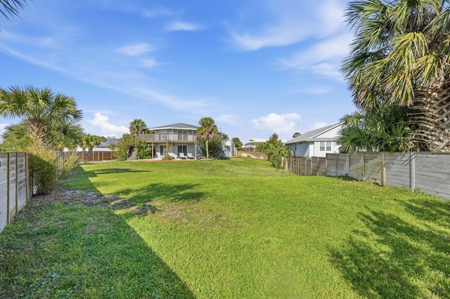 535 Dolphin Avenue, Fort Walton Beach, FL 32548