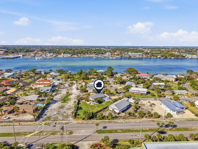 535 Dolphin Avenue, Fort Walton Beach, FL 32548