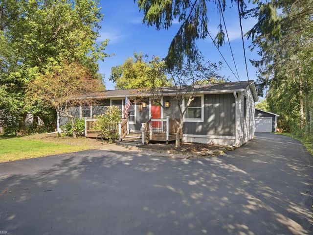 2789 Hickory Lawn Road, Rochester Hills, MI 48307