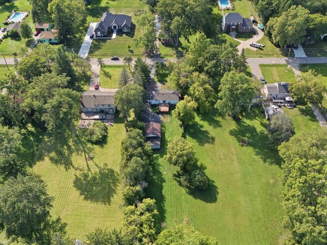 2789 Hickory Lawn Road, Rochester Hills, MI 48307