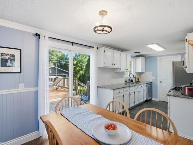 2789 Hickory Lawn Road, Rochester Hills, MI 48307