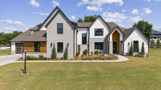 6543 N Blue Sage Drive, Owasso, OK 74055