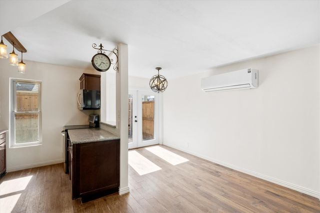 4039 Cole Avenue 105, Dallas, TX 75204