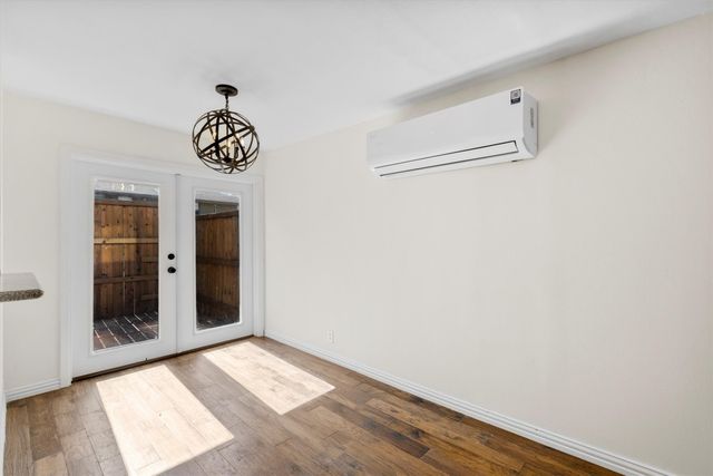 4039 Cole Avenue 105, Dallas, TX 75204