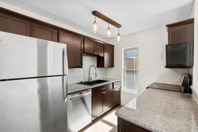 4039 Cole Avenue 105, Dallas, TX 75204