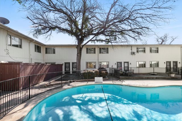 4039 Cole Avenue 105, Dallas, TX 75204