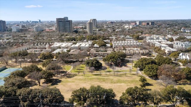 4039 Cole Avenue 105, Dallas, TX 75204