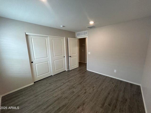 27218 N 172ND Avenue, Surprise, AZ 85387