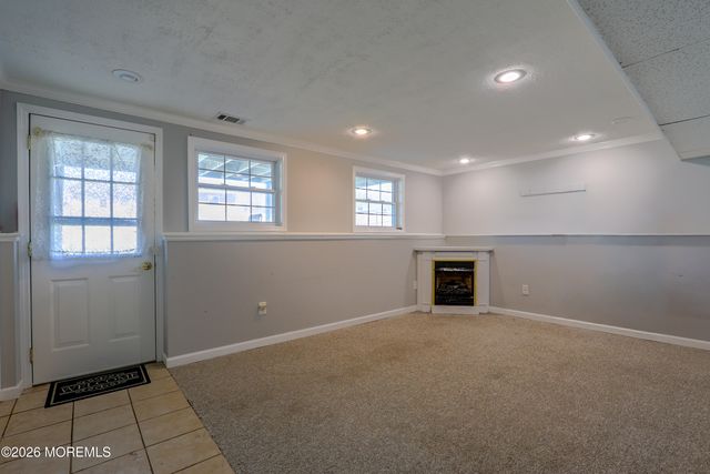 546 Vaughn Avenue, Toms River, NJ 08753