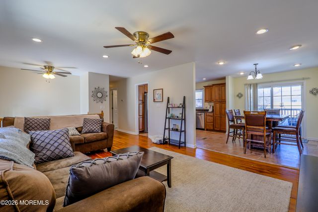 546 Vaughn Avenue, Toms River, NJ 08753