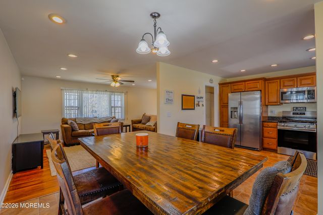 546 Vaughn Avenue, Toms River, NJ 08753