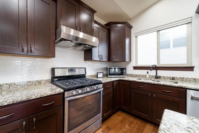 9406 Silverstone Lane, Verona, WI 53593