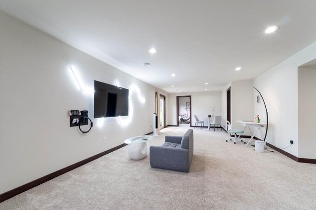 9406 Silverstone Lane, Verona, WI 53593