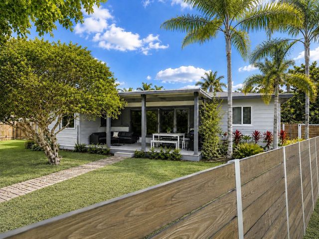 7830 SW 67TH Avenue, South Miami, FL 33143