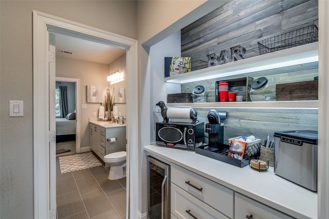 6820 Southridge Drive, Dallas, TX 75214