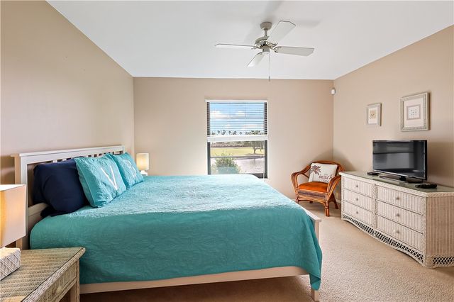 31 Plantation Drive 204, Vero Beach, FL 32966