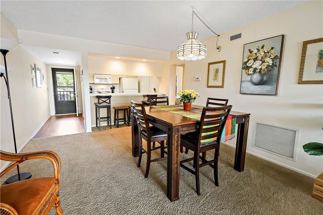 31 Plantation Drive 204, Vero Beach, FL 32966