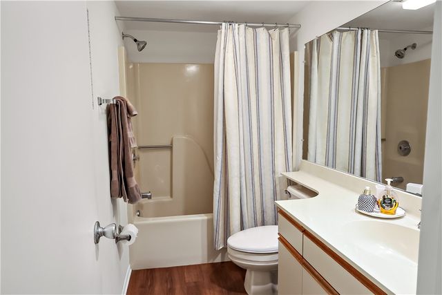 31 Plantation Drive 204, Vero Beach, FL 32966