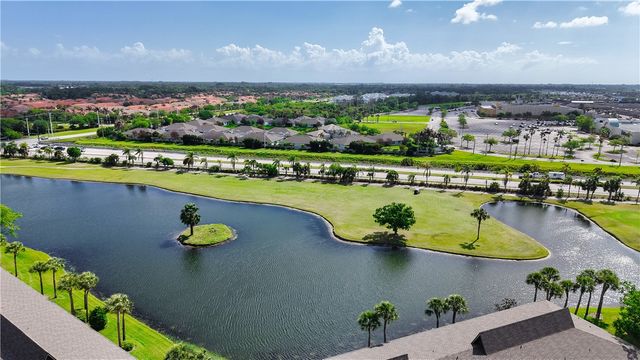 31 Plantation Drive 204, Vero Beach, FL 32966