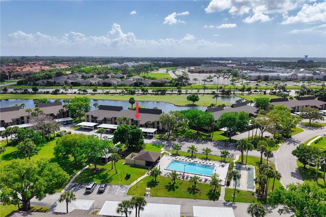 31 Plantation Drive 204, Vero Beach, FL 32966