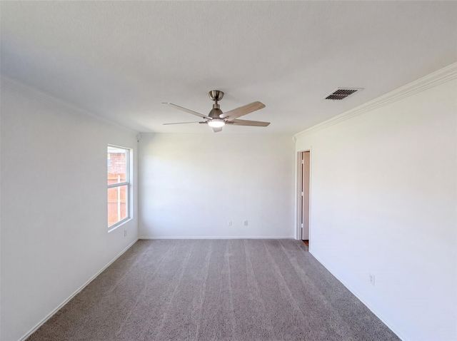 6200 St James Place, Denton, TX 76210