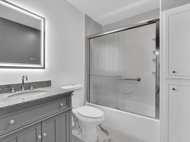 2151 NE 68th Street 226, Fort Lauderdale, FL 33308