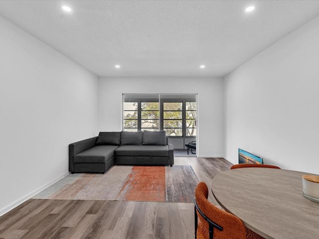 2151 NE 68th Street 226, Fort Lauderdale, FL 33308