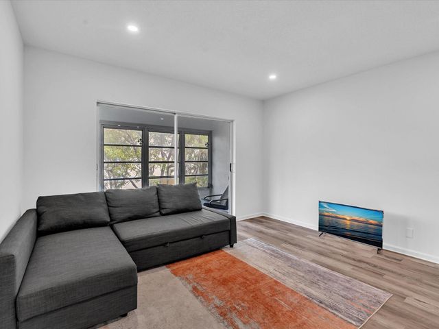 2151 NE 68th Street 226, Fort Lauderdale, FL 33308