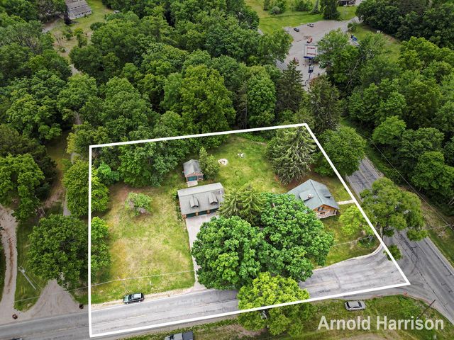 11265 W Sidney Road, Montcalm Twp, MI 49326