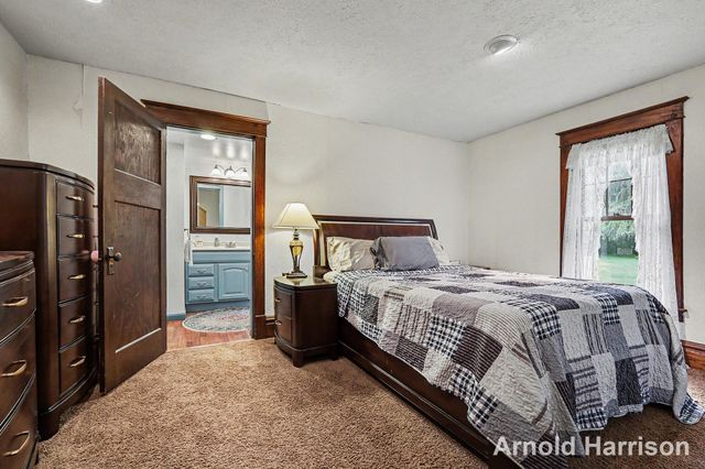 11265 W Sidney Road, Montcalm Twp, MI 49326