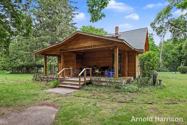 11265 W Sidney Road, Montcalm Twp, MI 49326
